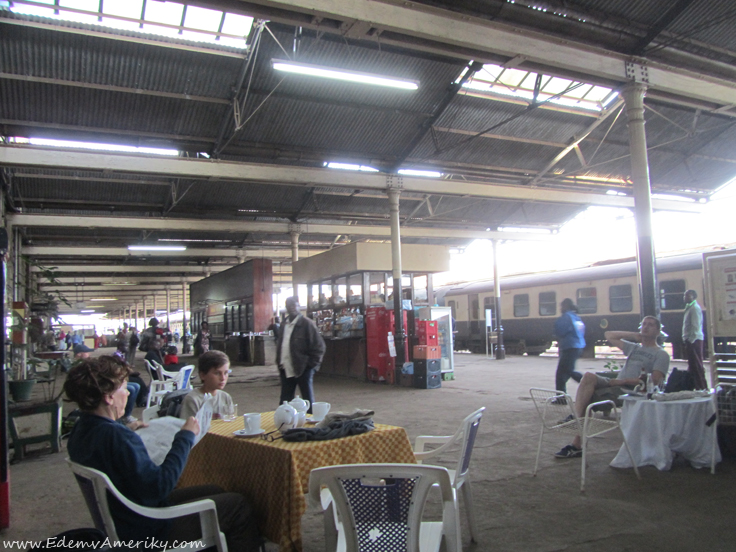 поезд Найроби Момбаса
